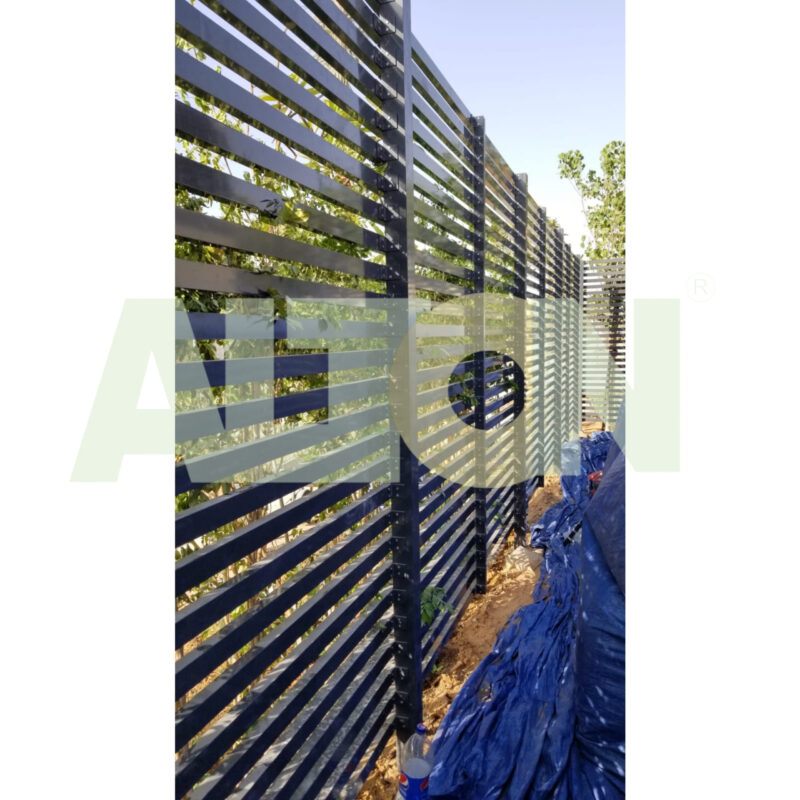 Aluminum Fence in Dubai - Image 2