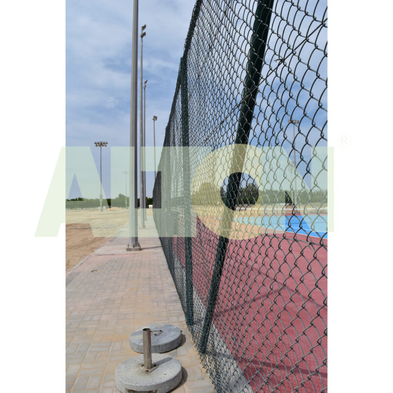 CHAIN LINK MESH GATE - Image 9