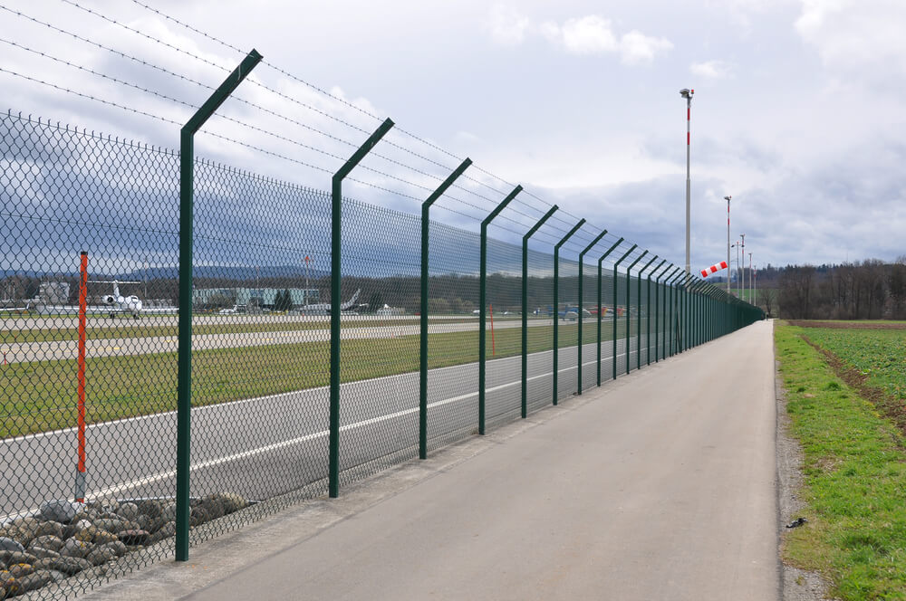 Anti climb fence for airport security boundary