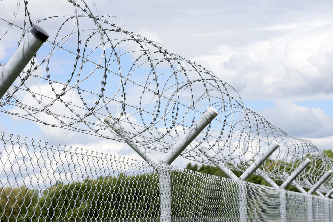 SECURITY FENCE - Image 2